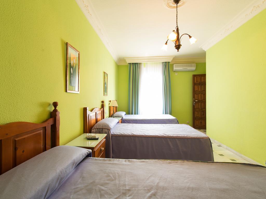 Hostal San Francisco Granja de Torrehermosa Room photo